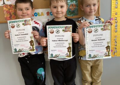 Grupa IV- wyróżnienie w konkursie „Karmnik”